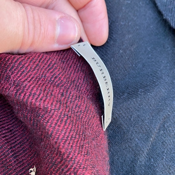 Burberry Colour block Scarf Red/Black - Picture 8 of 14